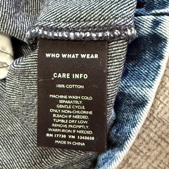 Who What Wear Distressed Denim Midi Dress with Pockets Size Medium - Picture 6 of 13